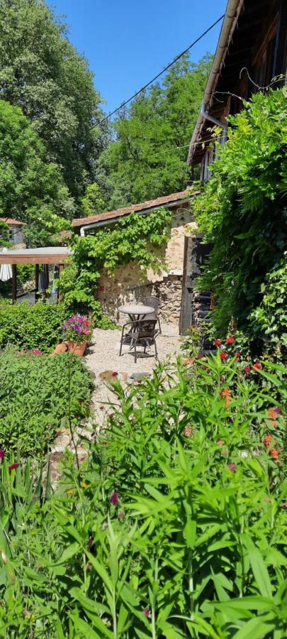 Menet Vila Montbron Exterior foto